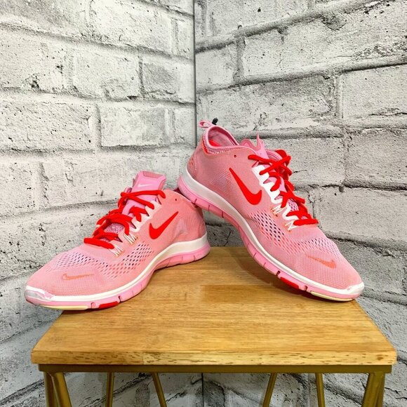 Nike Free TR Fit 4 Sneakers Pink Running Cross Trainer Fitness Active - Picture 1 of 9